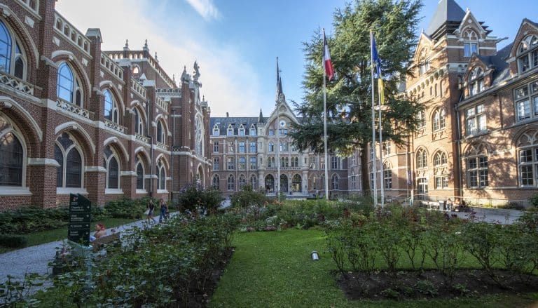 universite-catholique-de-lille.