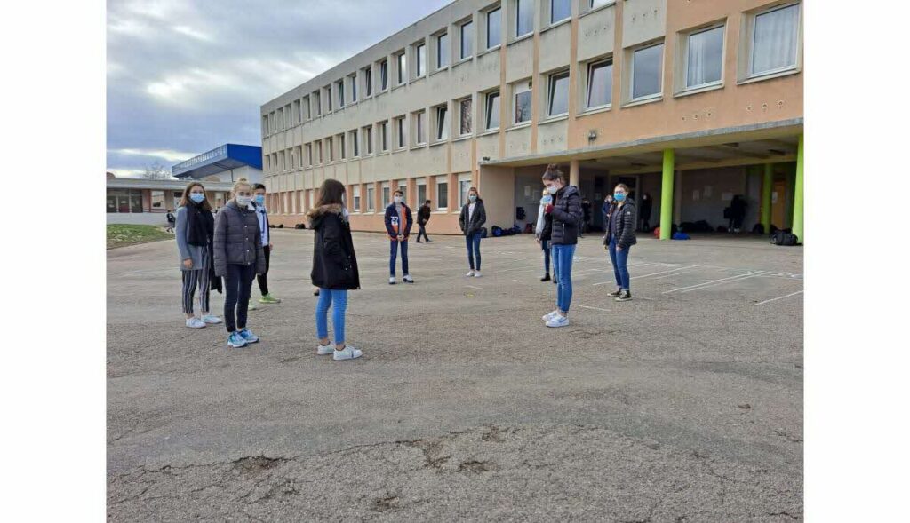 Collège Fréderic Joliot Curie : collège public à Lallaing
