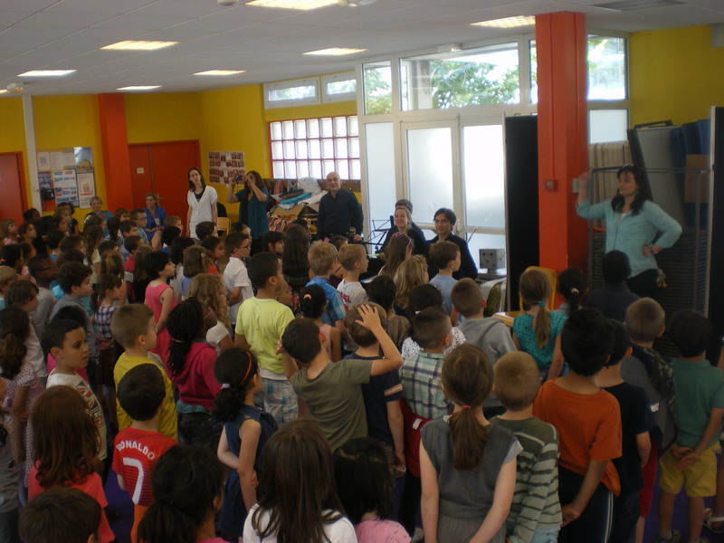 Ecole élémentaire Voltaire : école publique à Sevran