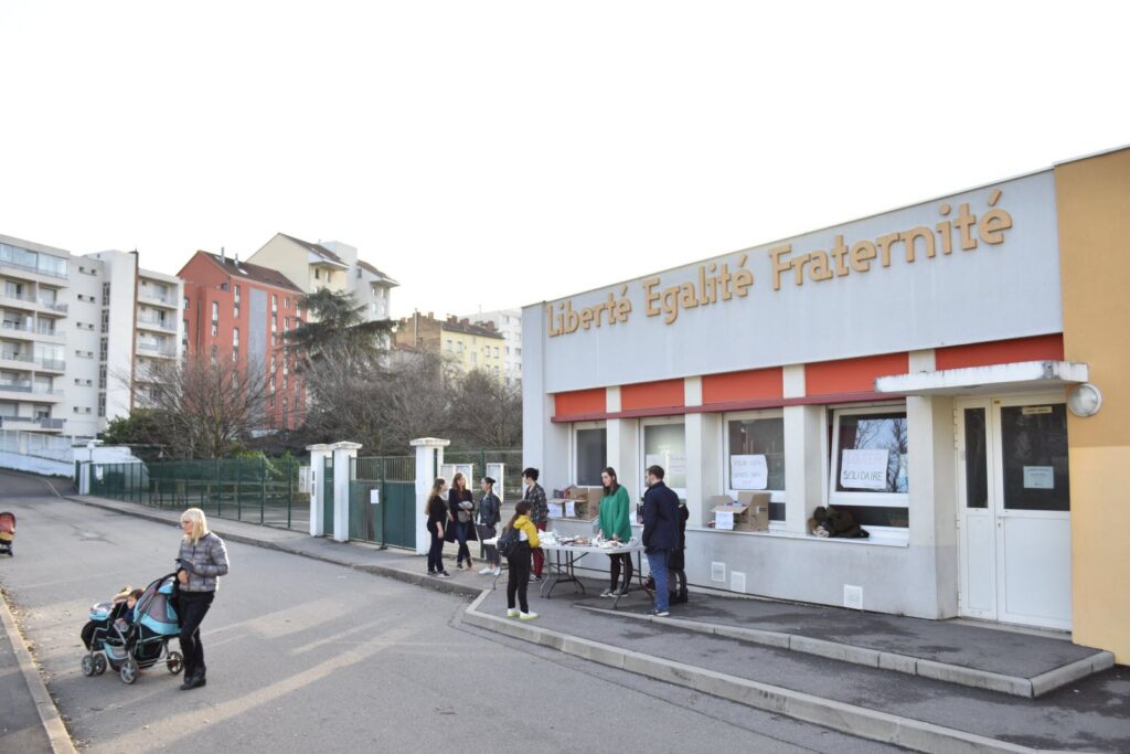 Ecole élémentaire publique Louis Pasteur A : école publique à Clichy