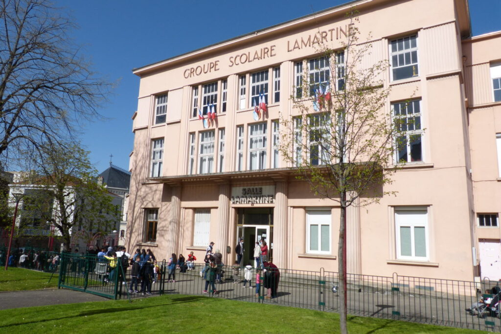 Ecole élémentaire Lamartine : école publique à Châteauroux