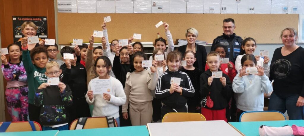 Ecole élémentaire Viala-Voltaire : école publique à Lille