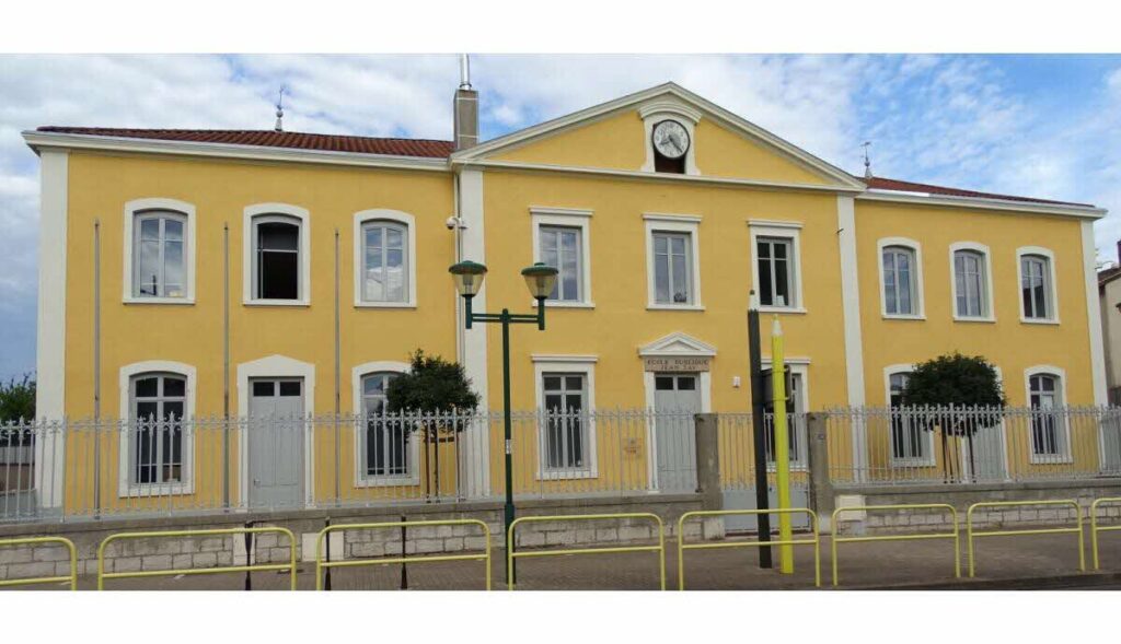 Ecole élémentaire publique Jean Zay Marie Curie : école publique à Perpignan