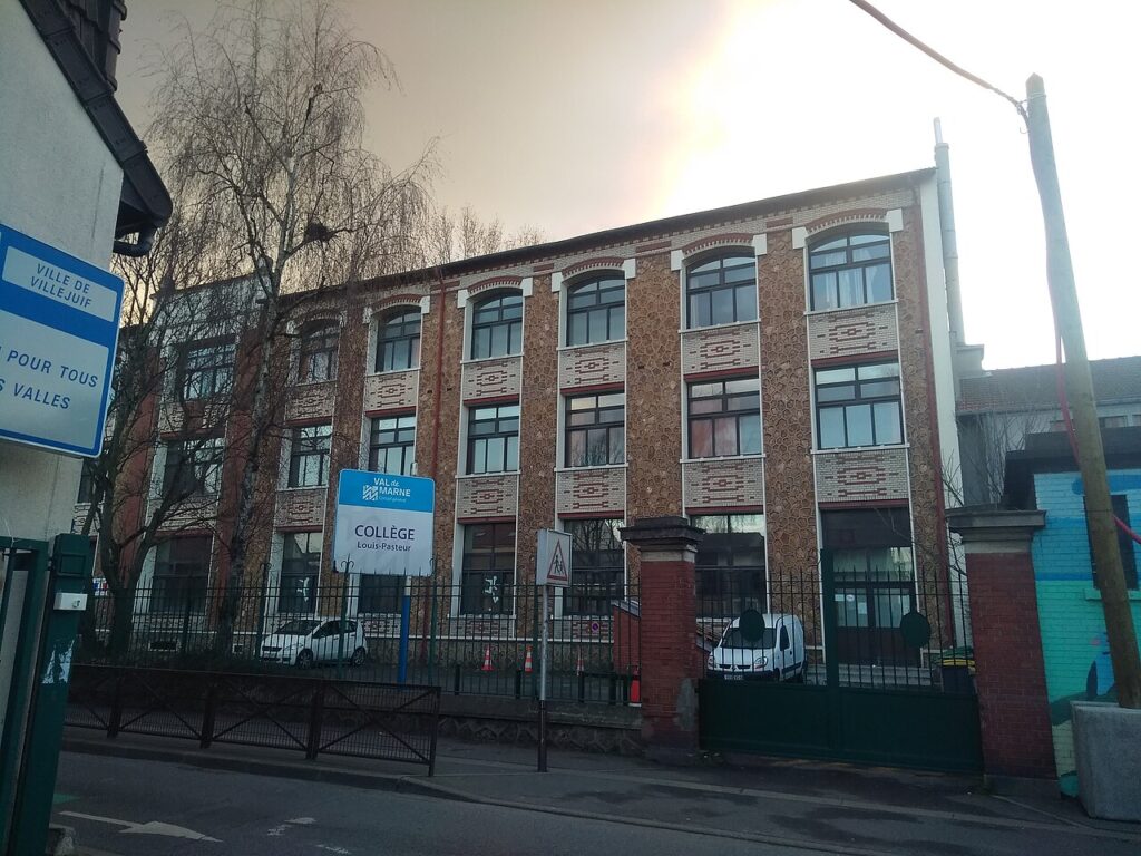 Collège Louis Pasteur : collège public à Villejuif