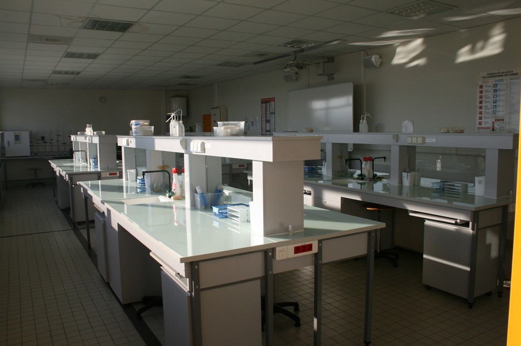 Lycée Lavoisier : lycée public à Paris