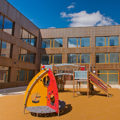 Ecole élémentaire publique Voltaire : école publique à Issy-les-Moulineaux