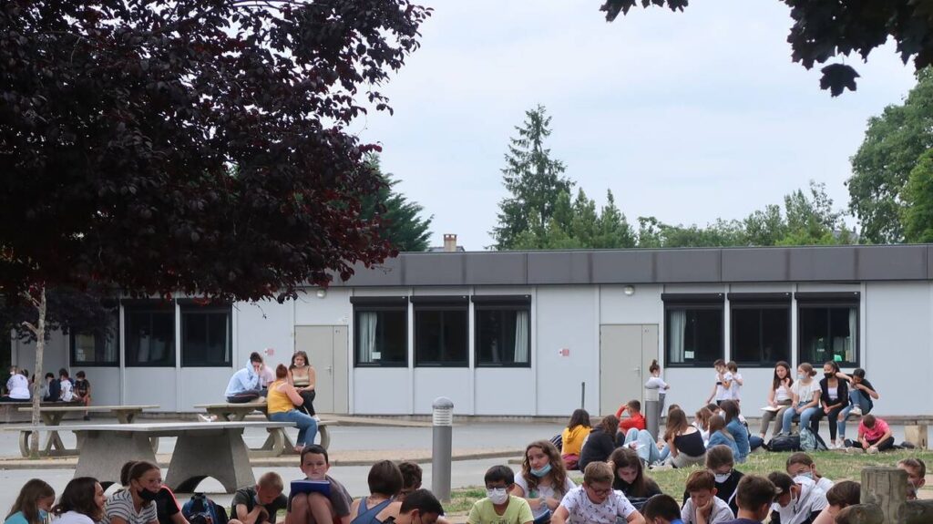 Collège Molière : collège public à Beaufort-en-Anjou