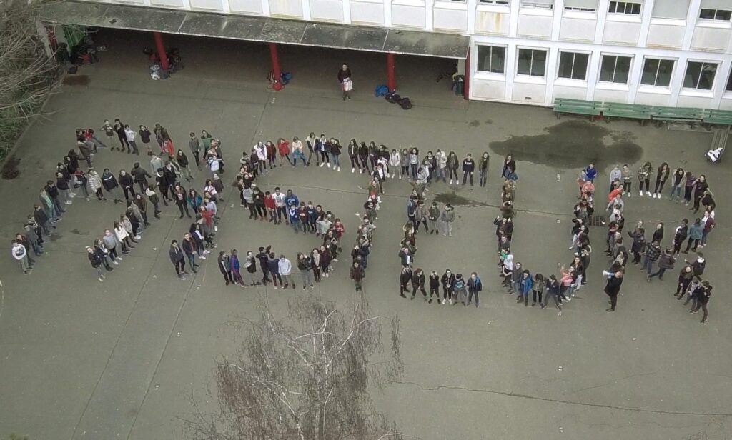 Collège Pasteur : collège public à Yvre-l&rsquo;Evêque