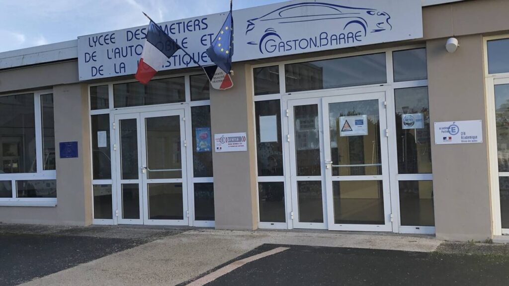 Lycée professionnel Gaston Barré : lycée public à Niort
