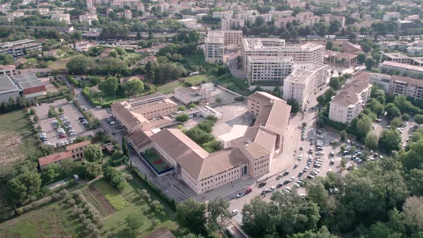 Lycée La Nativité : lycée privé à Aix-en-Provence