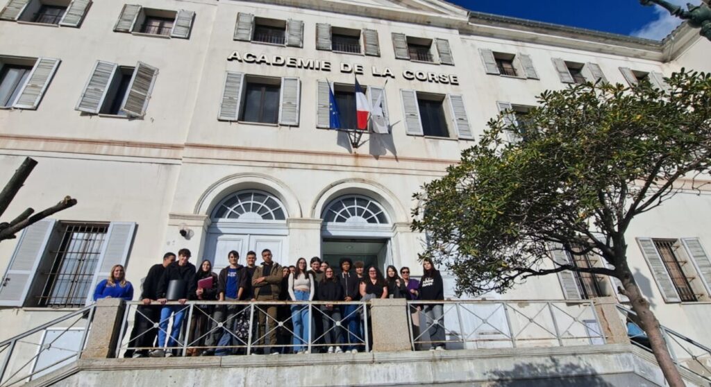 Lycée Saint-Paul : lycée privé à Ajaccio