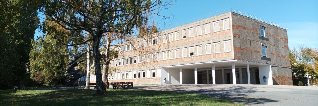 Collège Denis Diderot : collège public à Alès