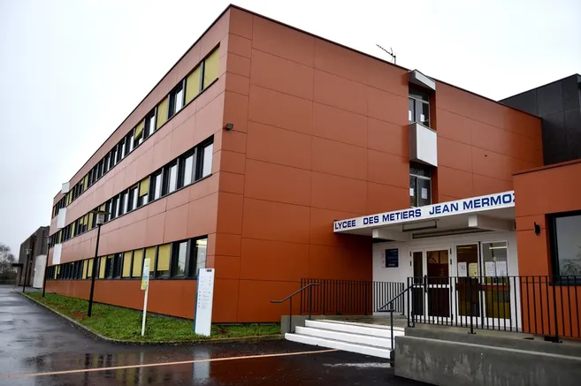Lycée professionnel Jean Mermoz : lycée public à Bourges
