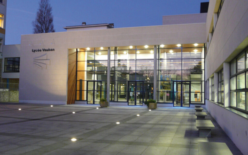 Lycée polyvalent Vauban – site de Lanroze : lycée public à Brest