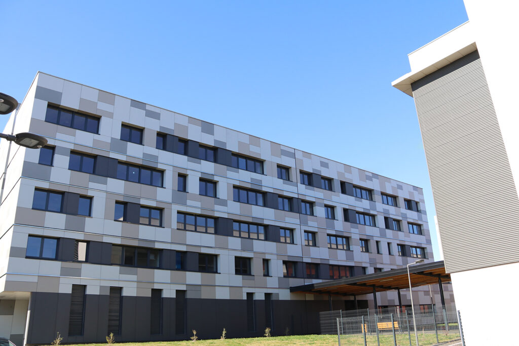 Lycée général et technologique Ambroise Brugière : lycée public à Clermont-Ferrand