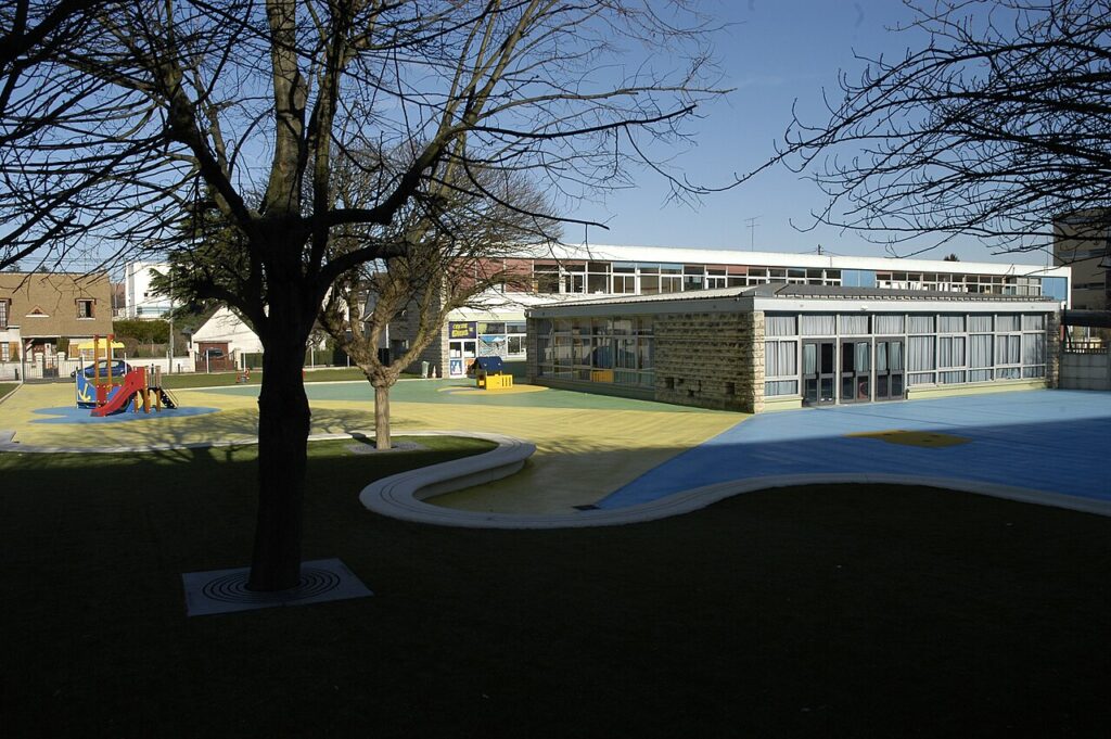 Ecole élémentaire L. Pasteur : école publique à Orléans