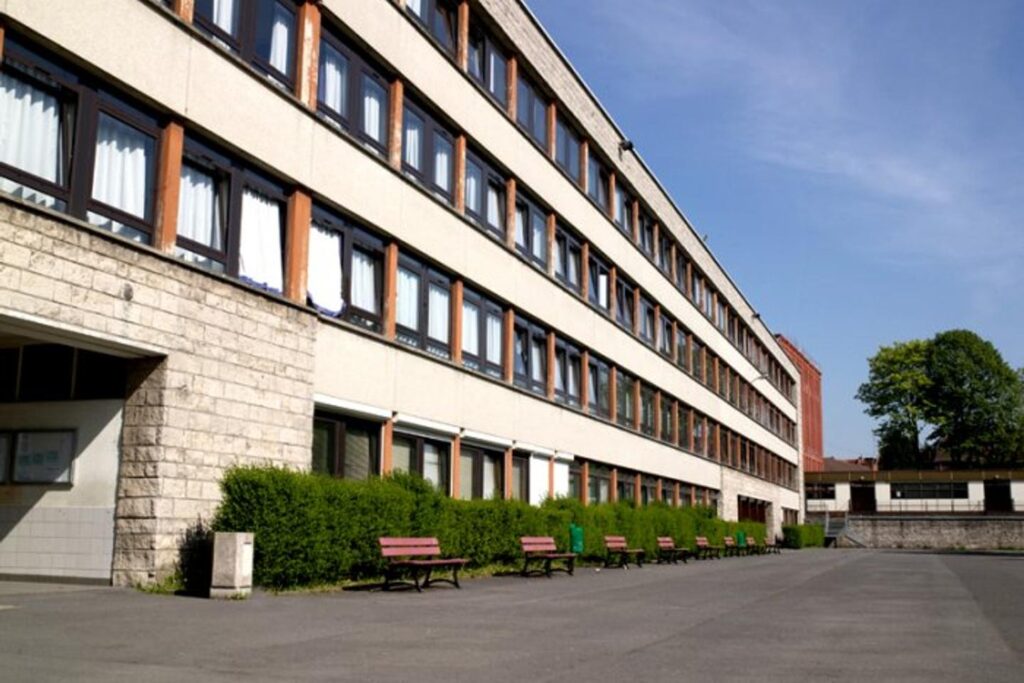 Lycée polyvalent Jean Moulin : lycée public à Roubaix