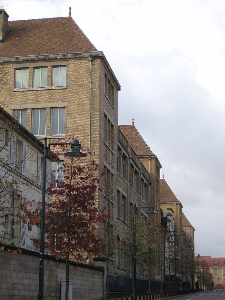 Lycée général et technologique Marie Curie : lycée public à Echirolles