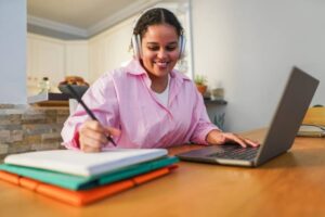 reconversion professionnelle formation certifiante en ligne