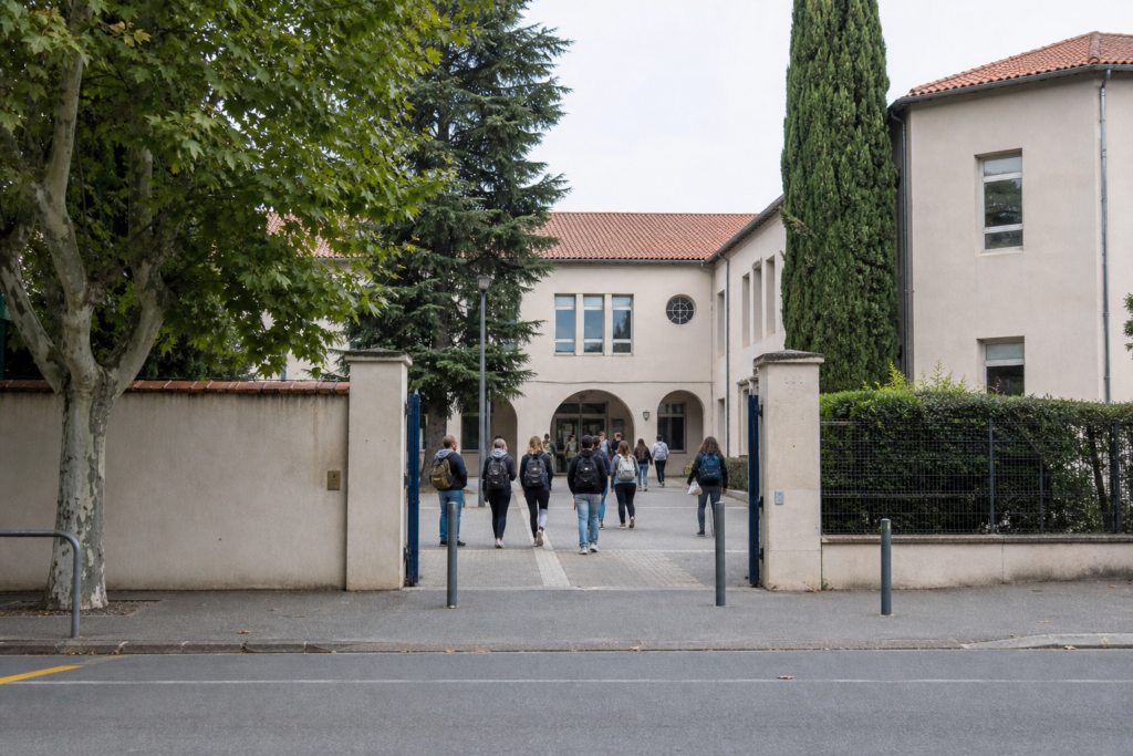 Lycée Jean Moulin à Pézenas : 5 vérifications utiles