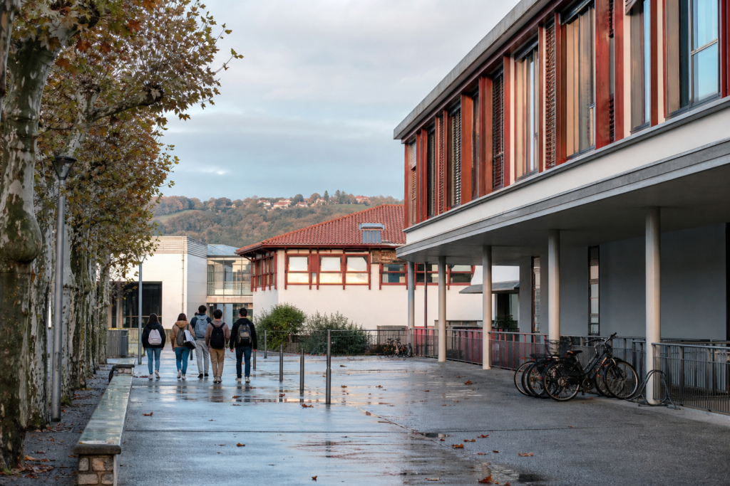 Lycée Louis de Foix à Bayonne : les vérifications utiles
